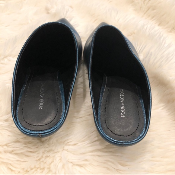 Pour la Victoire Teal Korrine Kitten Heeled Mule - Picture 5 of 7